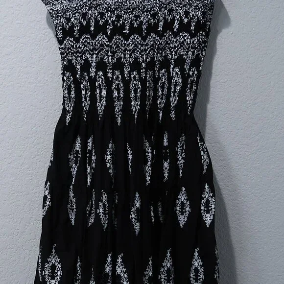 Dress Midi Womens Smocked Tank Top Sleeveless Black White A Line Summer S/M - Picture 8 of 12